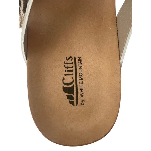 New Cliffs by White Mountain Women’s Tan Comfort slide sandals size 9 1/2 W. - Picture 7 of 10